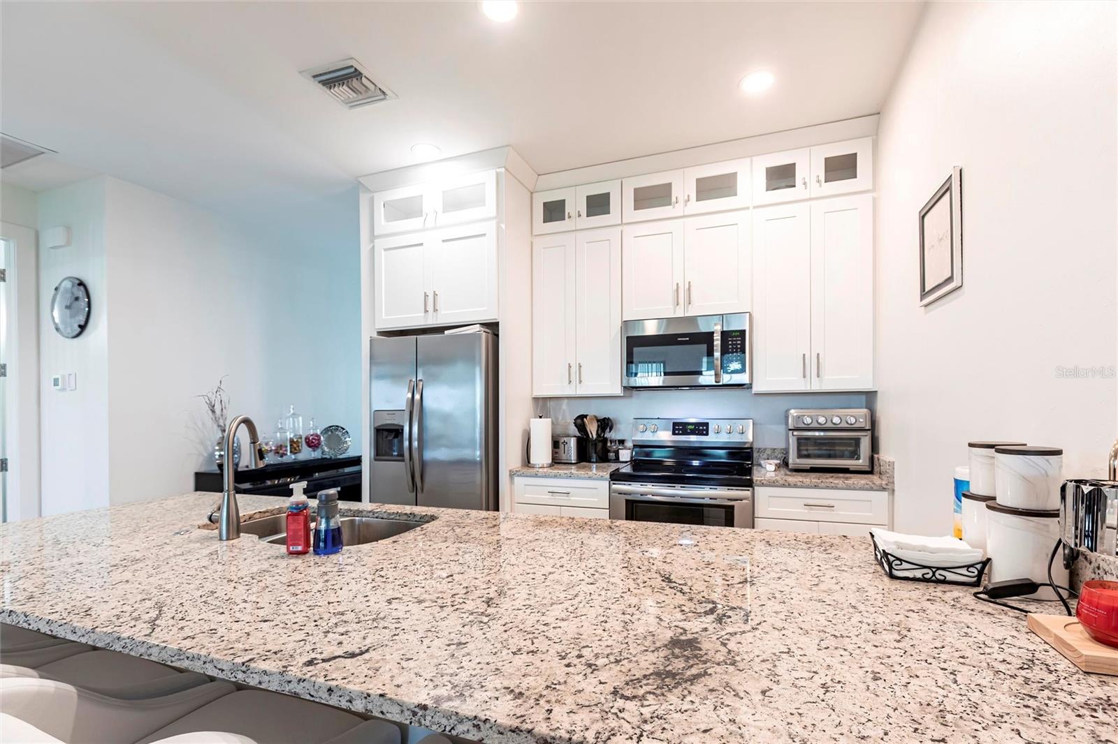 Image 28 of 43 For 2709 Magdalina Drive 101 -102b