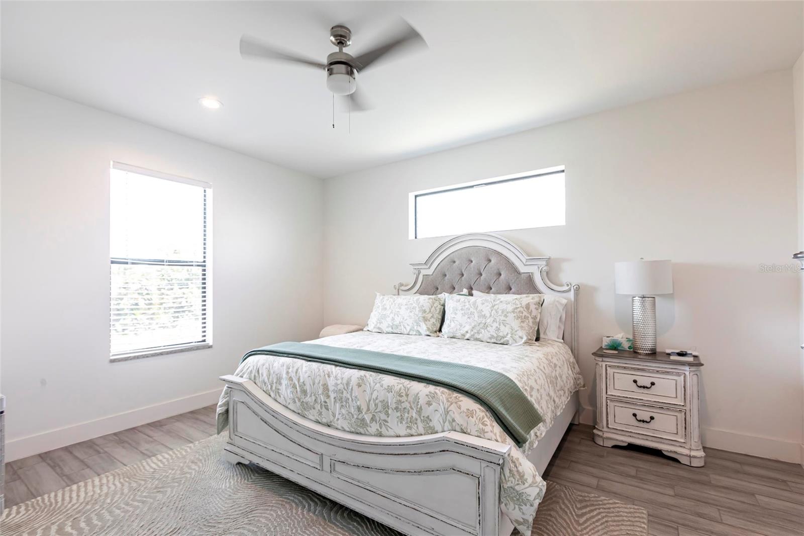 Image 29 of 43 For 2709 Magdalina Drive 101 -102b