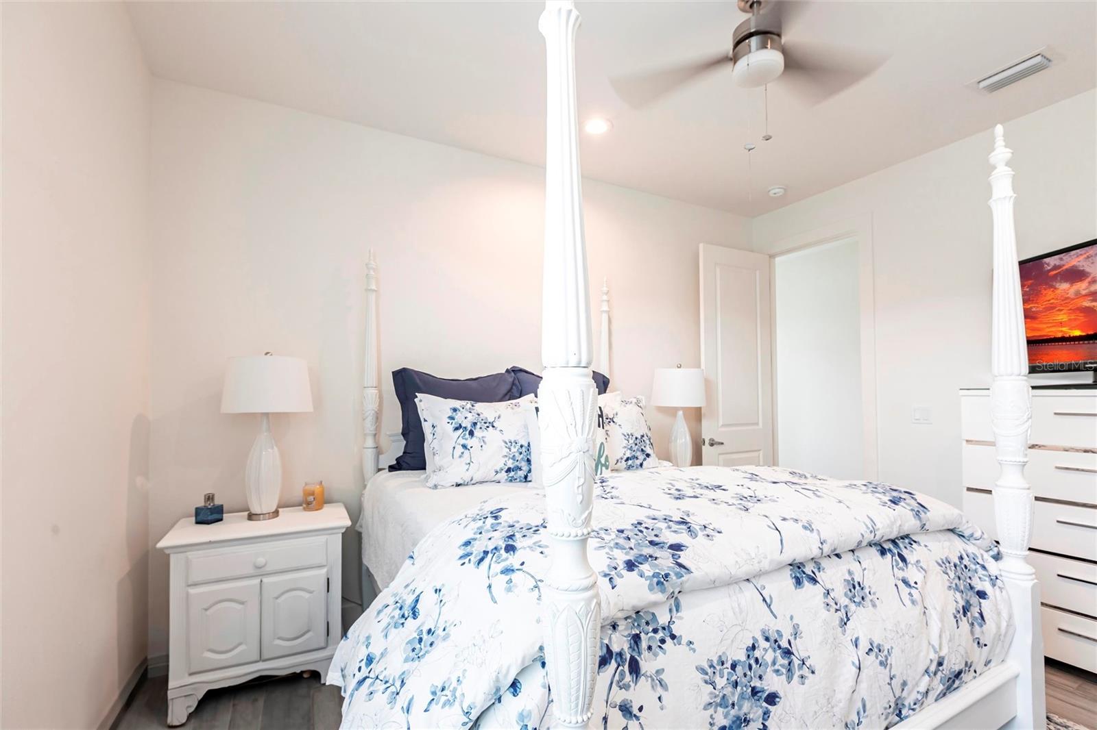 Image 37 of 43 For 2709 Magdalina Drive 101 -102b