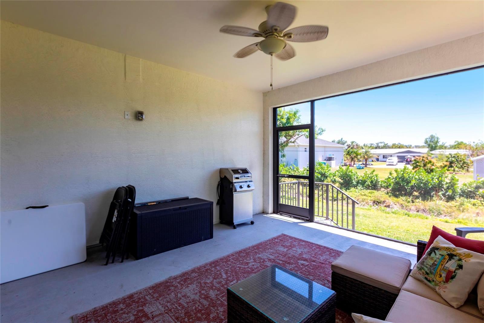 Image 39 of 43 For 2709 Magdalina Drive 101 -102b