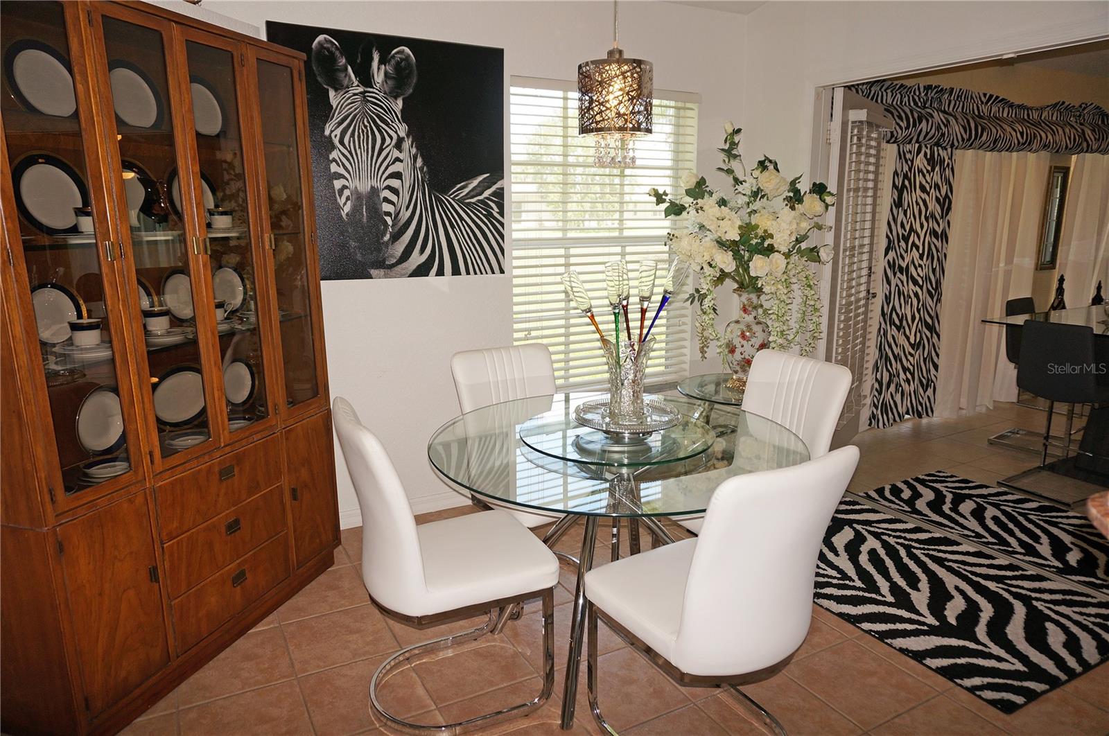 Image 11 of 38 For 223 Valdiva Street