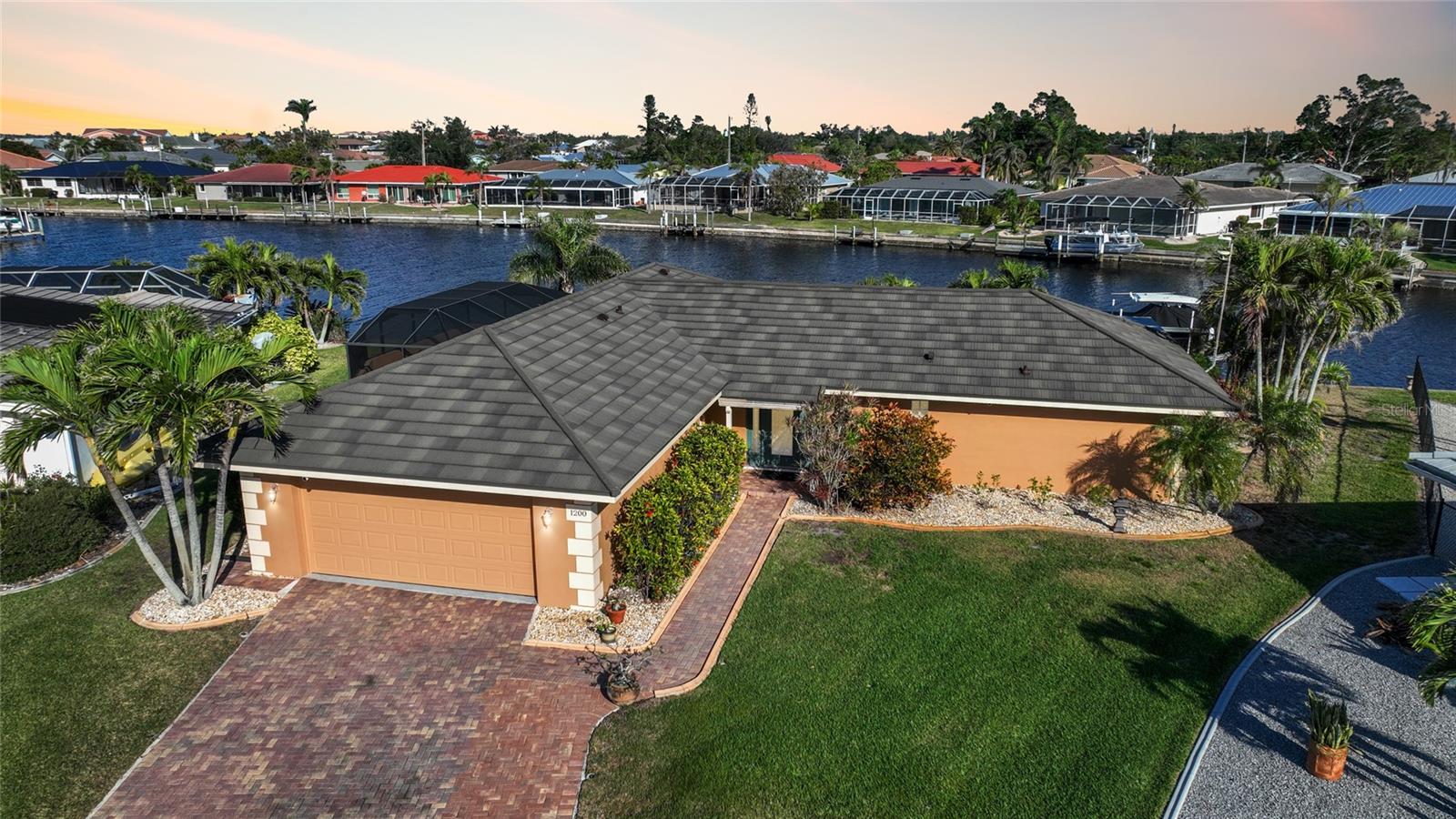 Image 42 of 49 For 1200 Winward Court