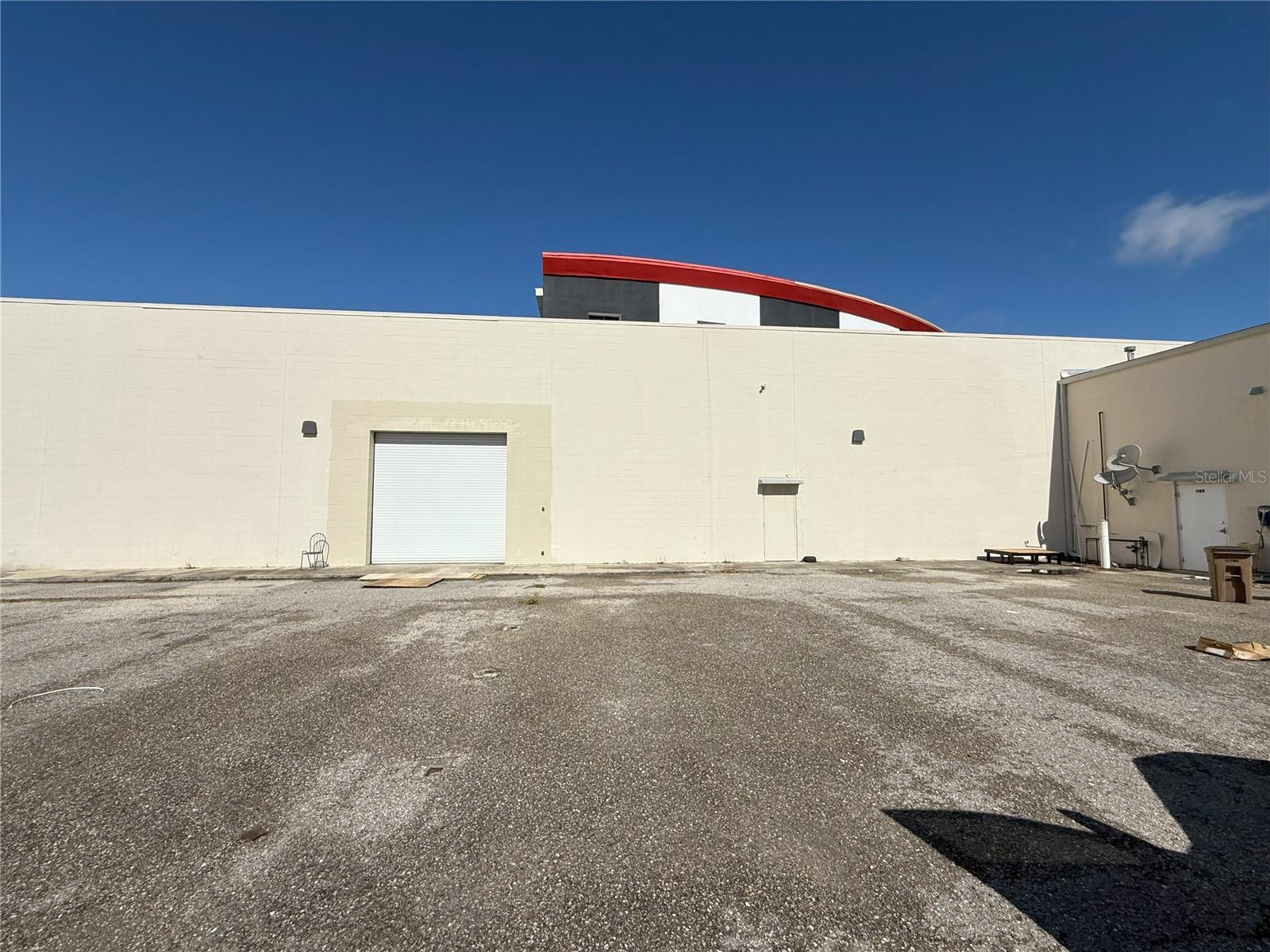 Image 4 of 21 For 10175 Tamiami Trail 2125