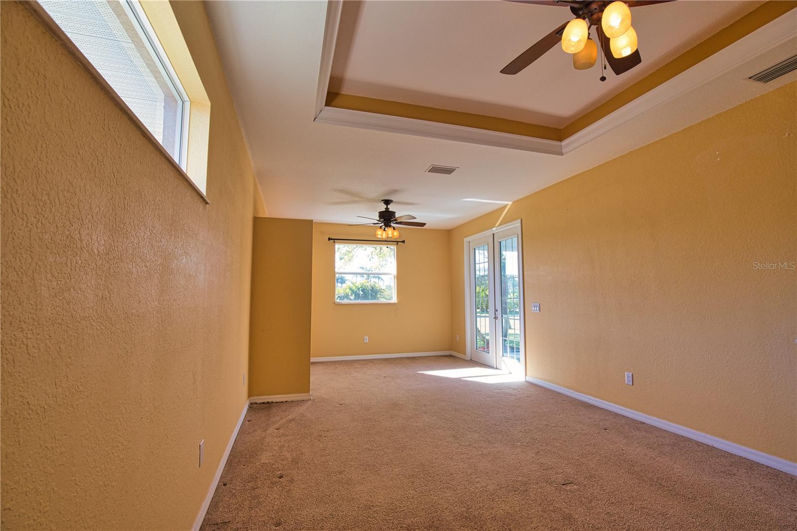 Image 33 of 46 For 1675 Blue Lake Circle