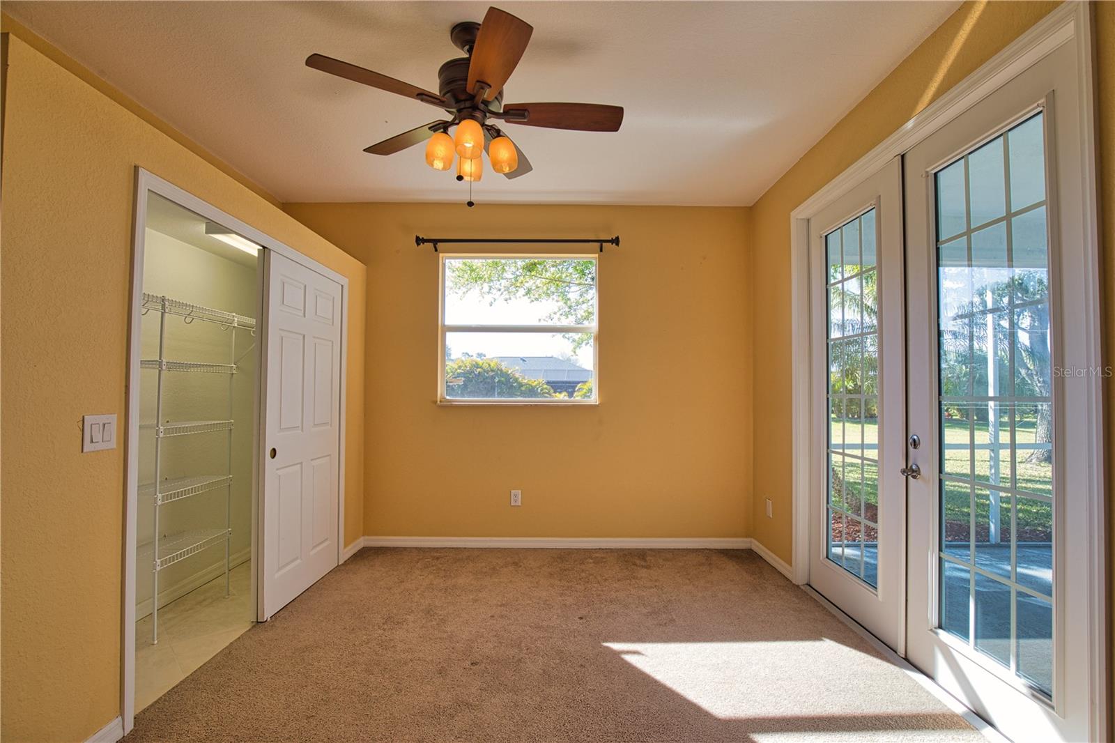 Image 34 of 46 For 1675 Blue Lake Circle