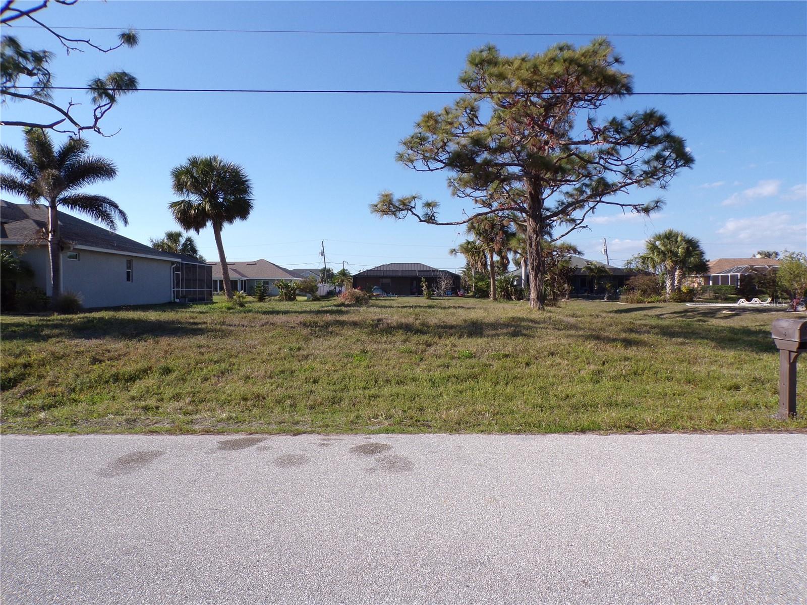 Details for 9 Long Meadow Lane, ROTONDA WEST, FL 33947