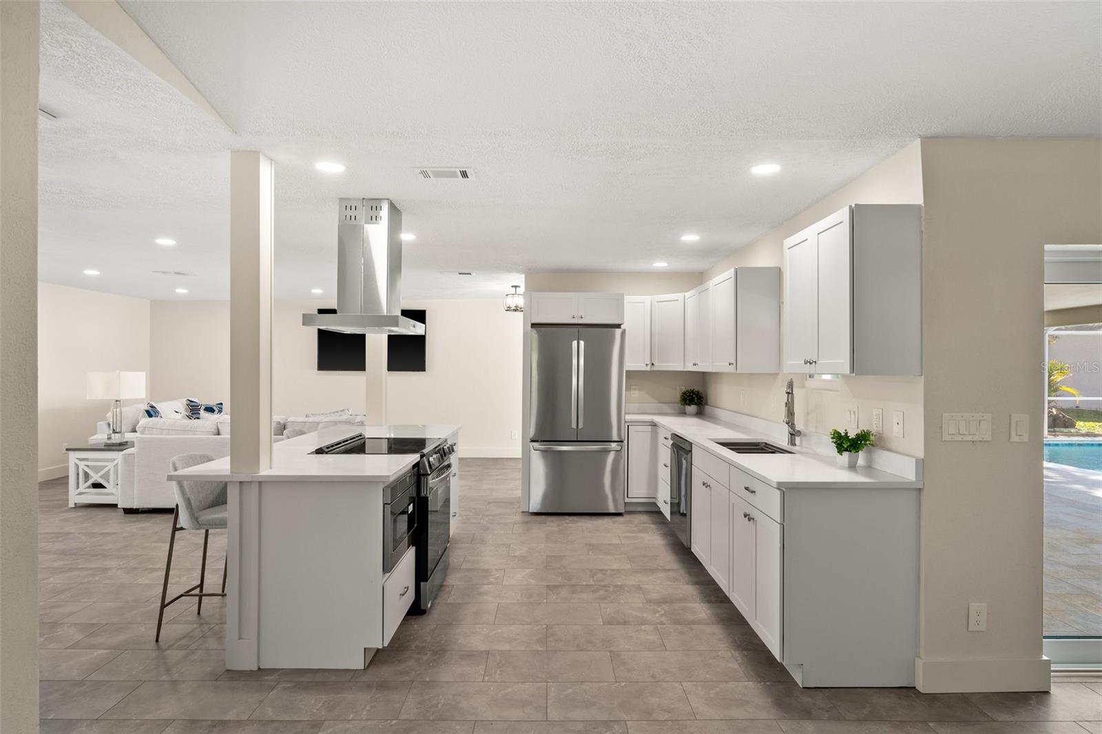 Image 11 of 50 For 404 53rd Terrace