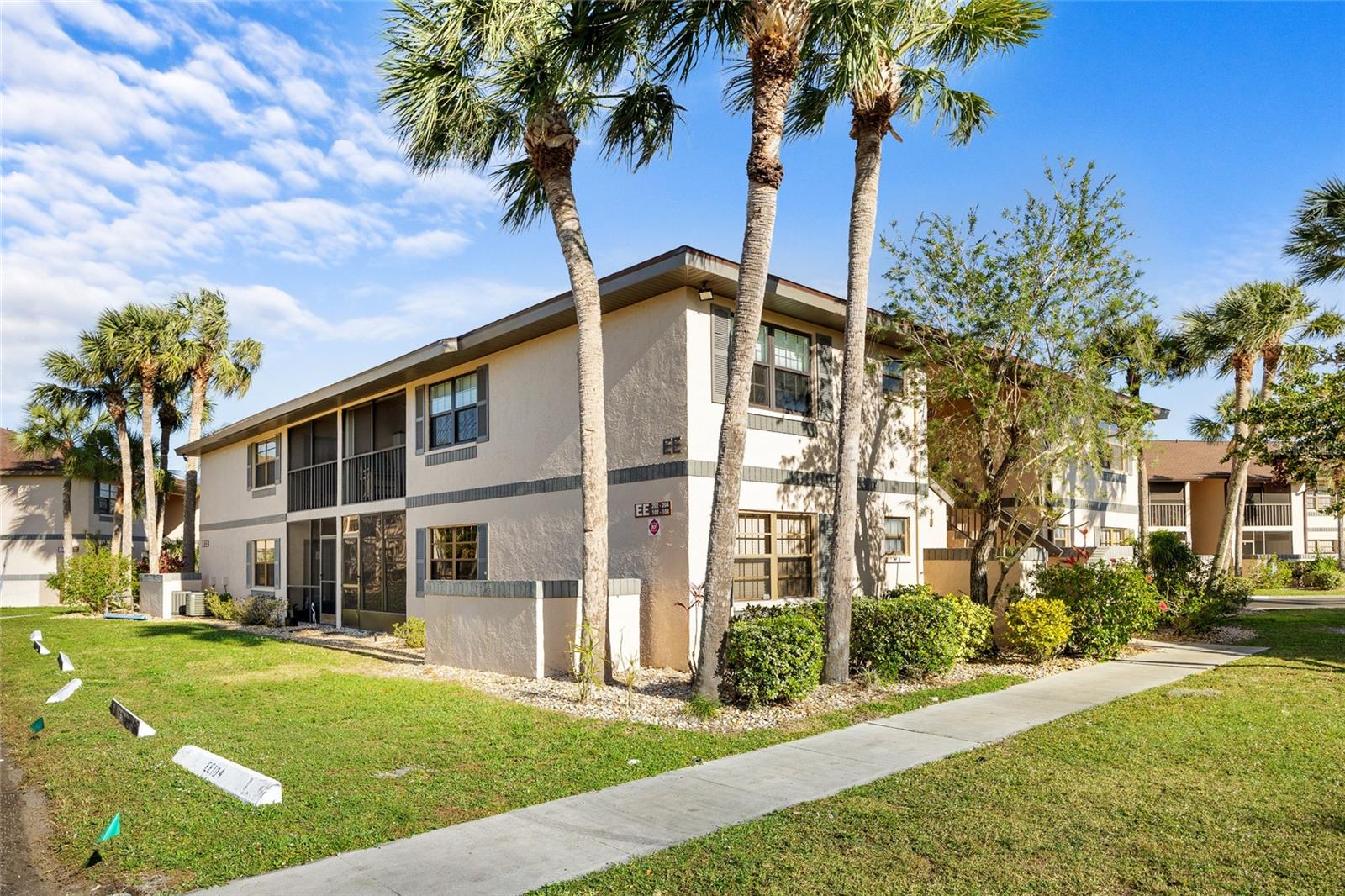 Image 2 of 32 For 19505 Quesada Avenue Ee204
