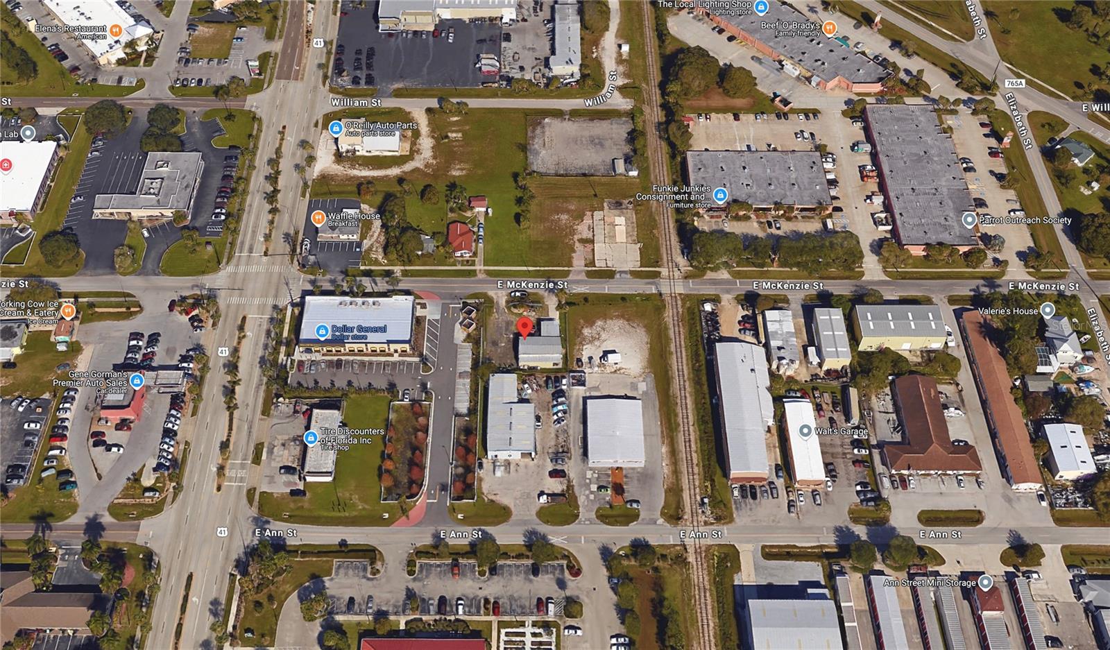 Image 16 of 69 For 121 Mckenzie Street