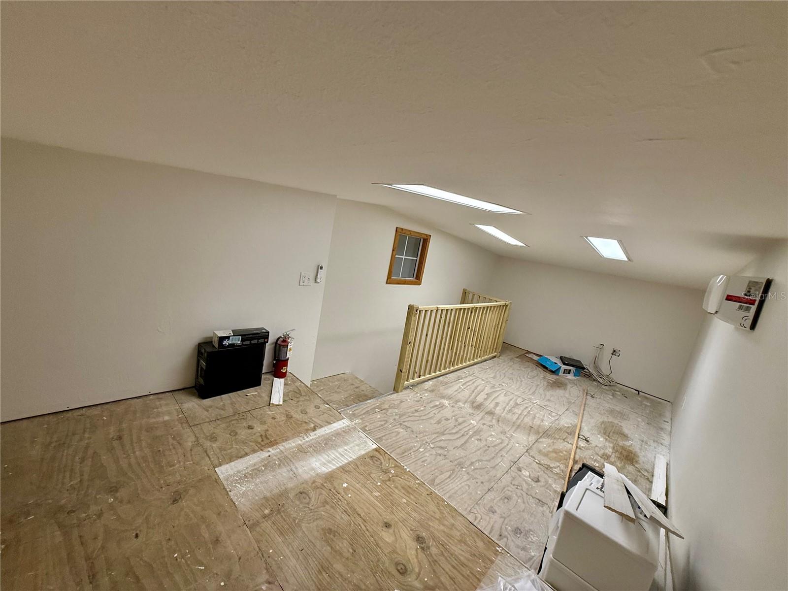 Image 55 of 69 For 121 Mckenzie Street