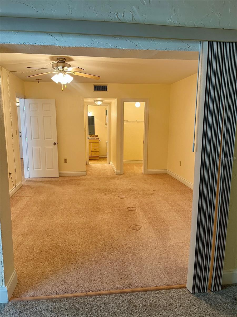 Image 12 of 23 For 3100 Harbor Boulevard 301