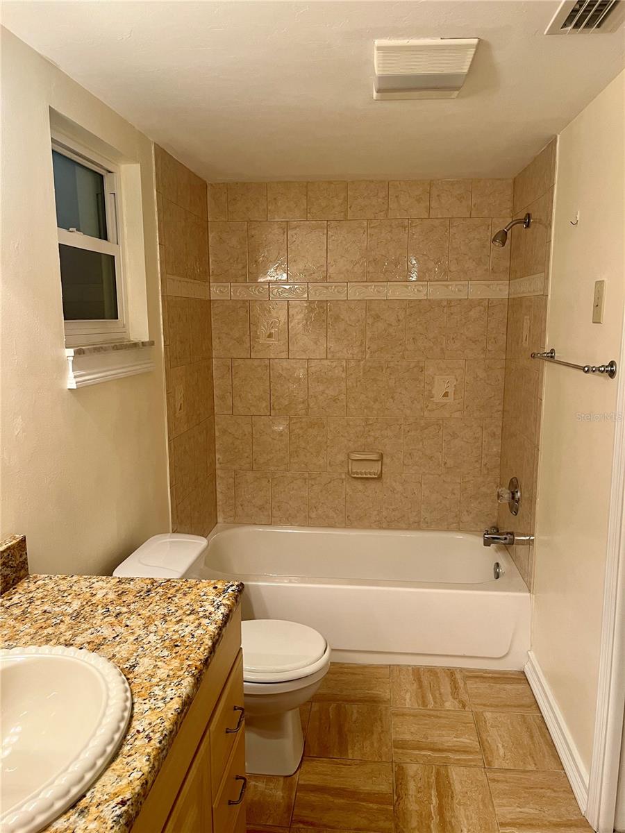 Image 9 of 23 For 3100 Harbor Boulevard 301