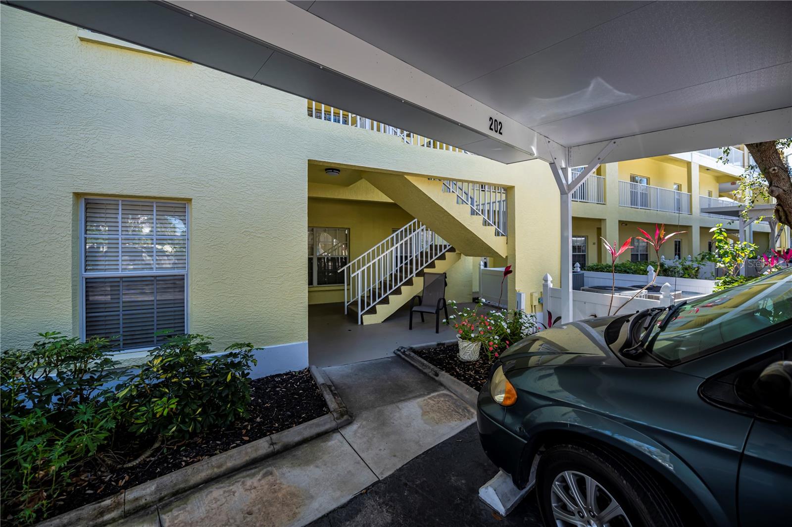 Image 40 of 72 For 19335 Water Oak Drive 202