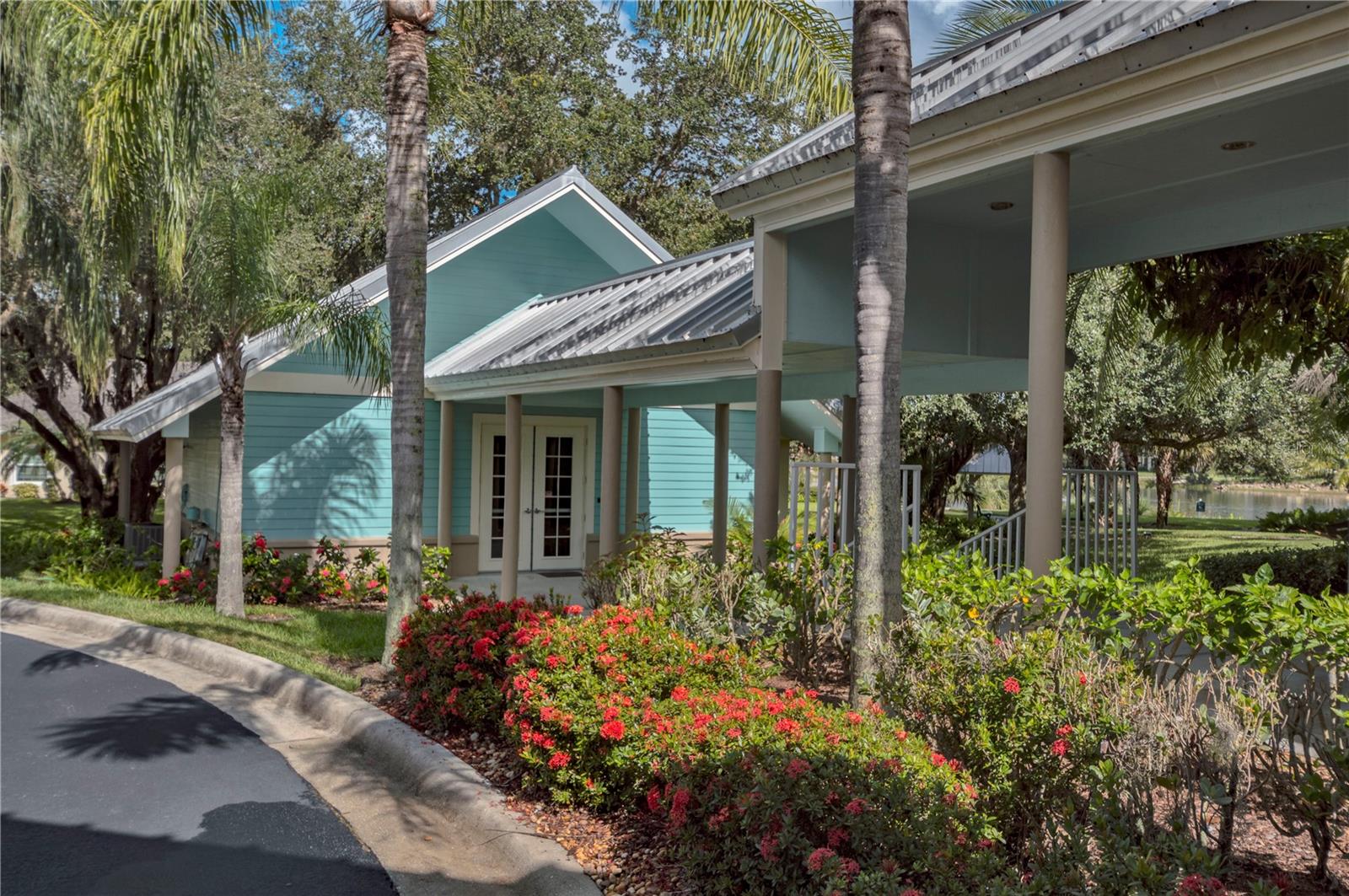 Image 50 of 72 For 19335 Water Oak Drive 202