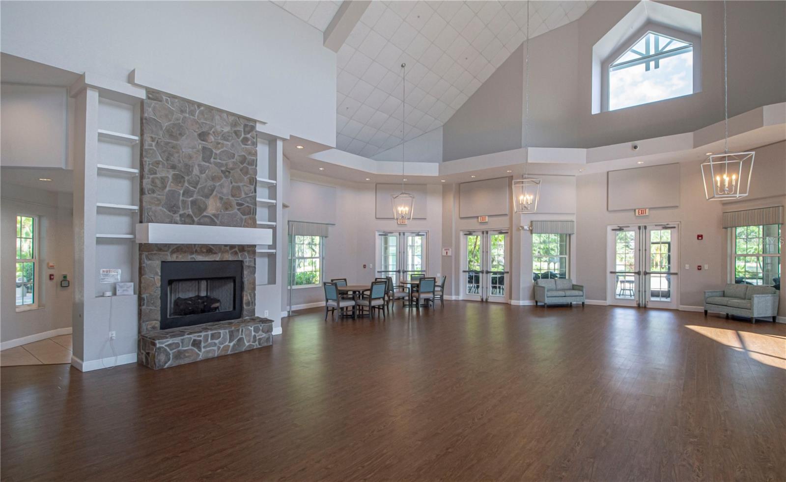 Image 51 of 72 For 19335 Water Oak Drive 202