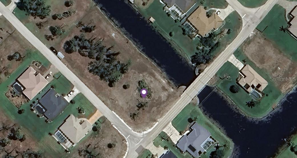 Image 4 of 10 For 1026 Rotonda Circle