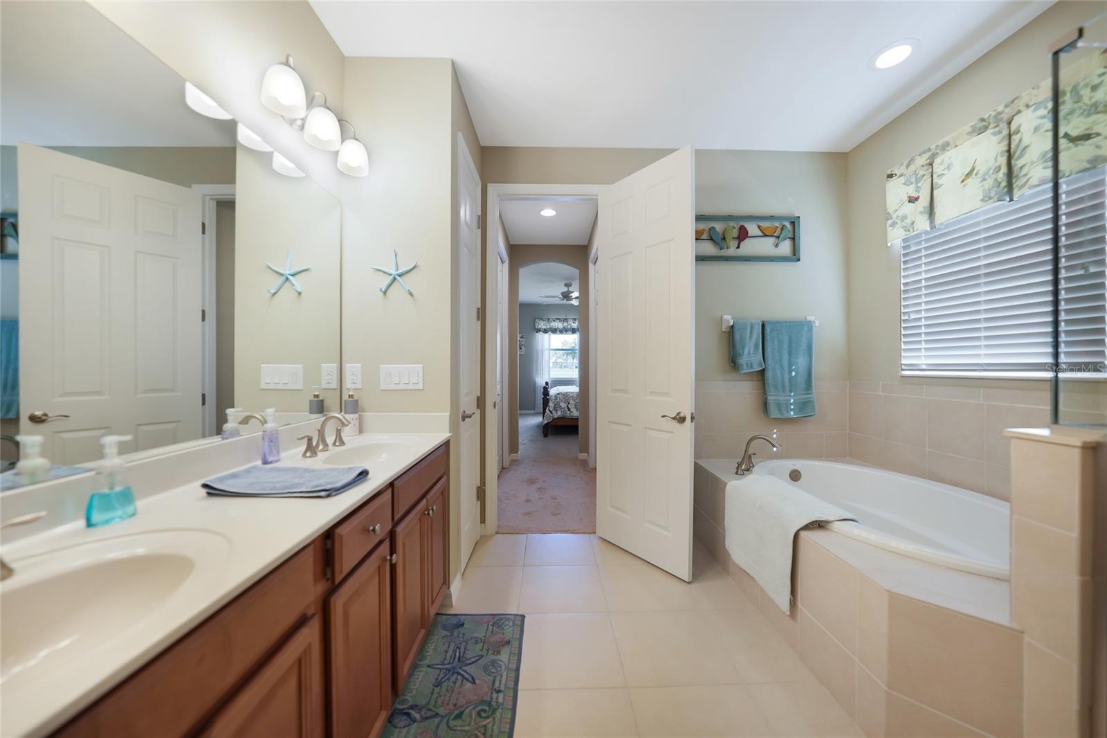 Image 13 of 31 For 7346 Talon Bay Drive