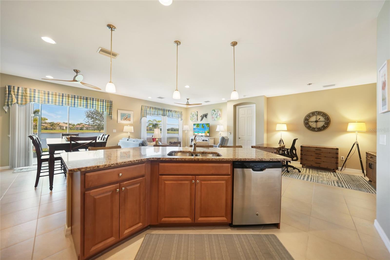 Image 8 of 31 For 7346 Talon Bay Drive