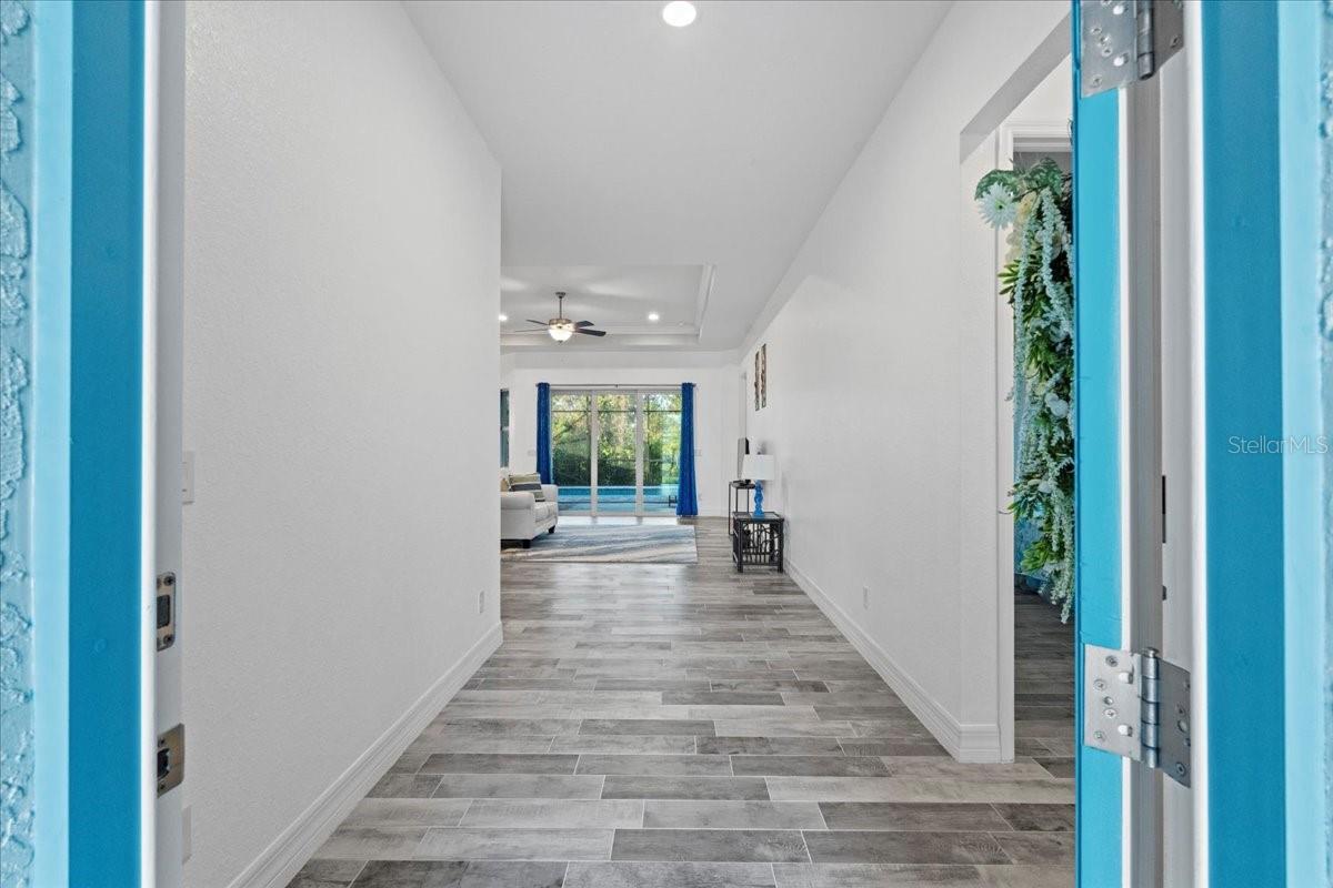 Image 4 of 38 For 122 Glades Drive