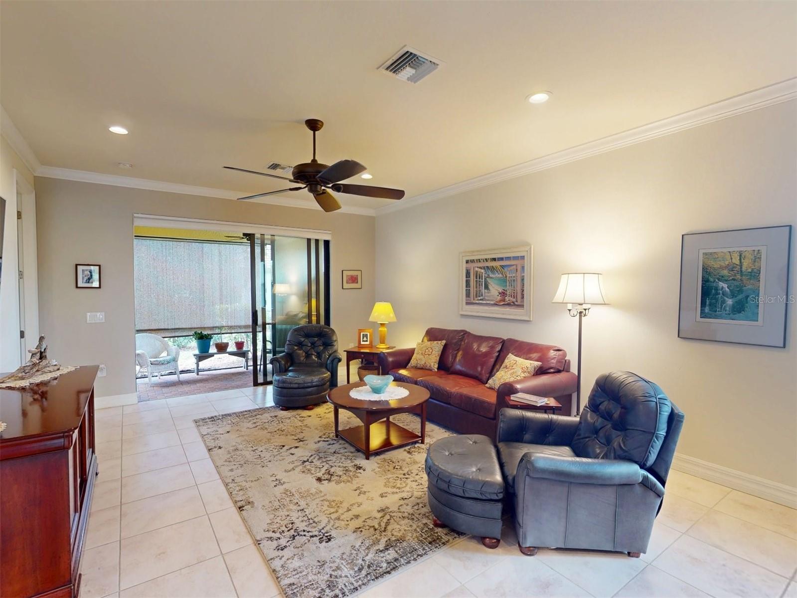 Image 19 of 47 For 2419 Daisy Drive