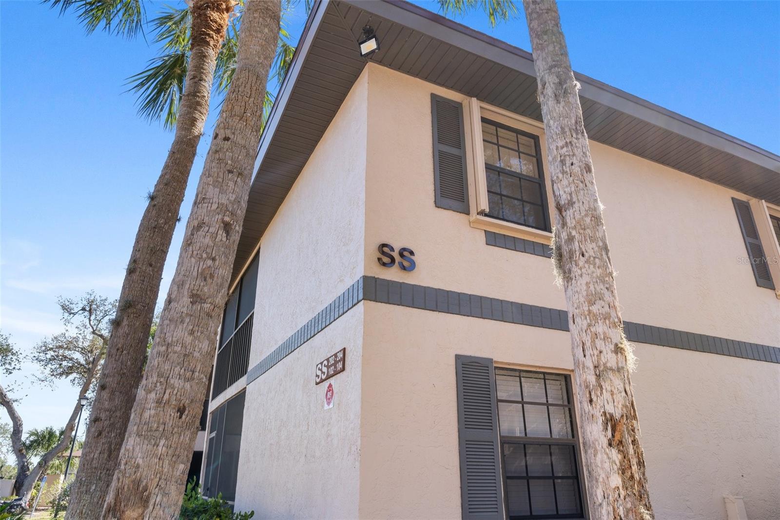 Image 2 of 43 For 19505 Quesada Avenue Ss102