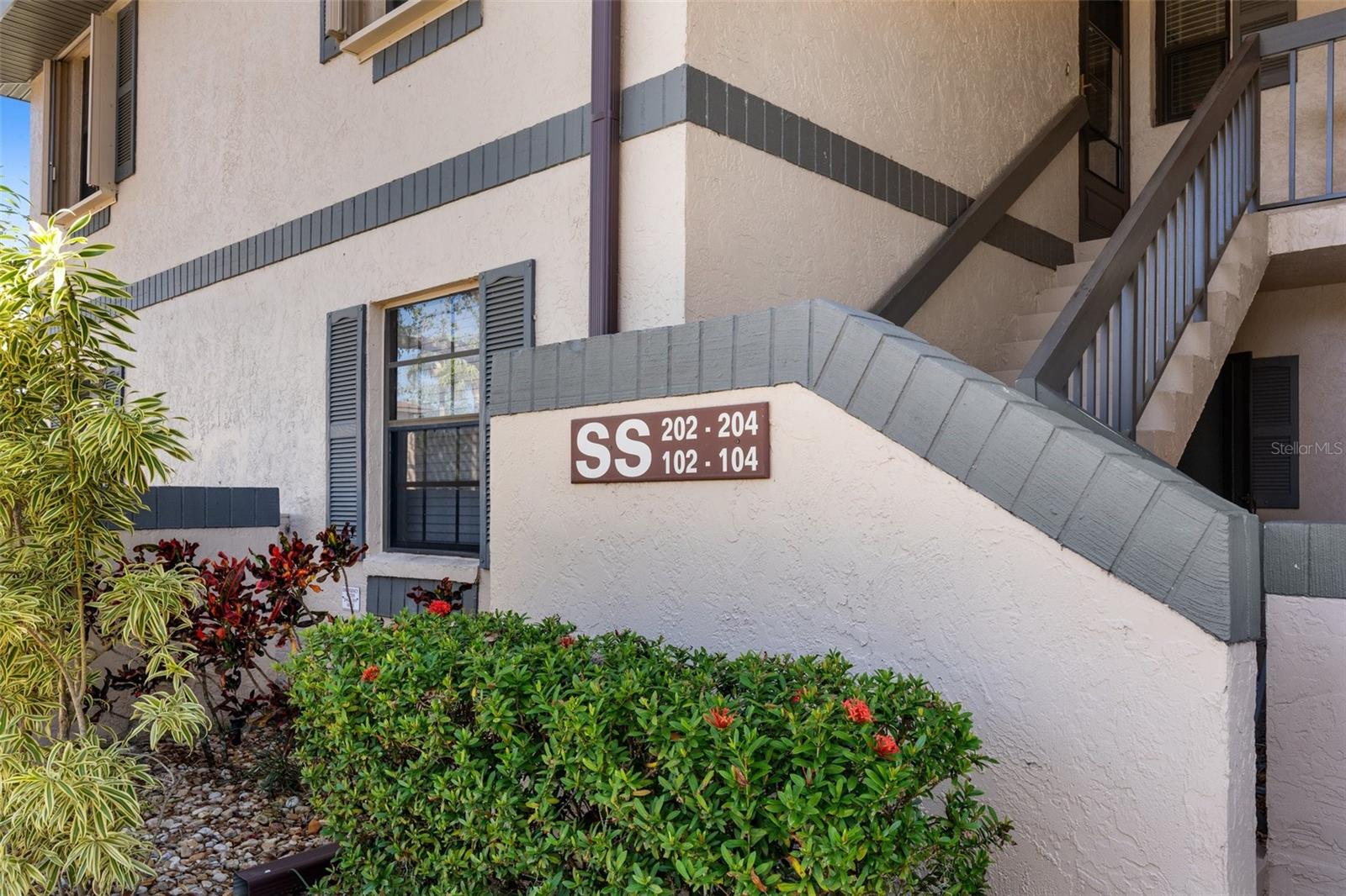 Image 3 of 43 For 19505 Quesada Avenue Ss102