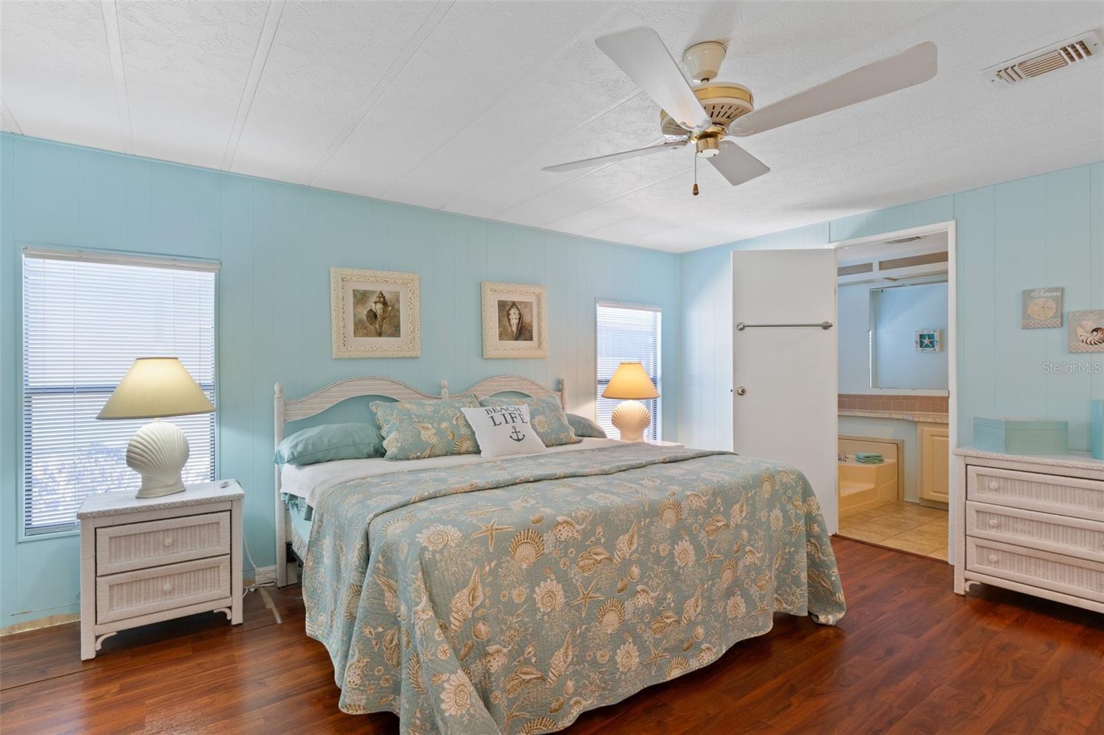 Image 19 of 84 For 229 Martinique Road