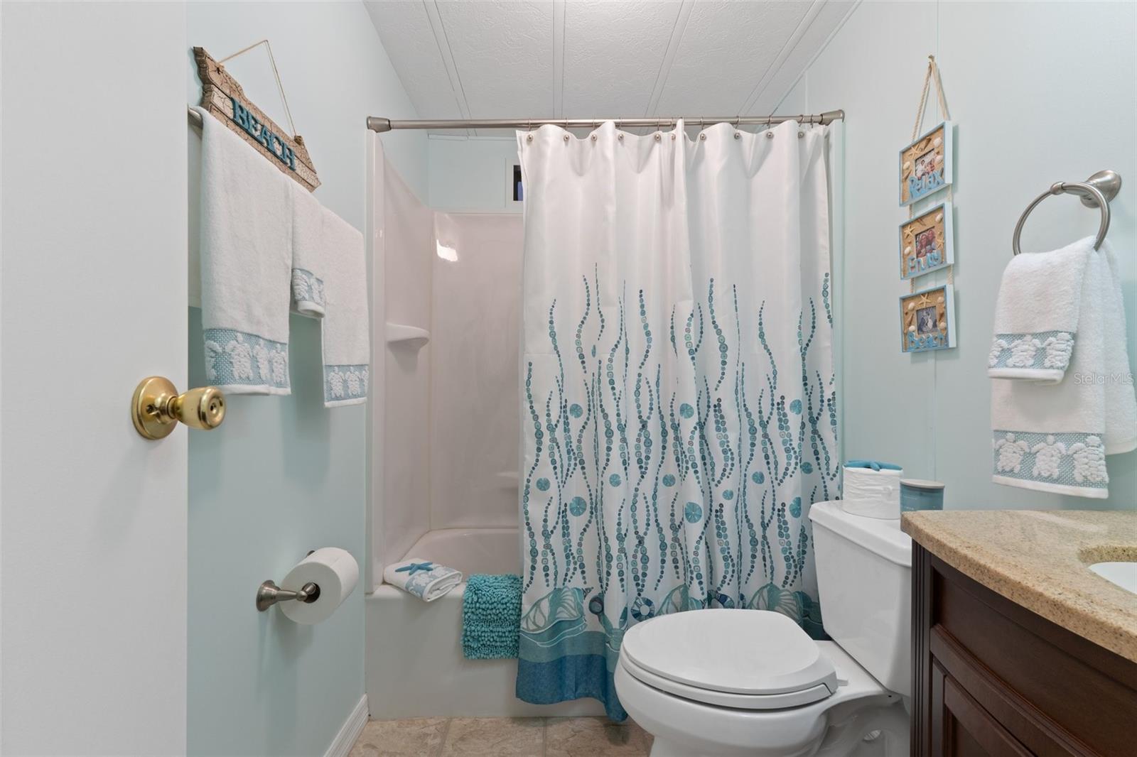 Image 26 of 84 For 229 Martinique Road