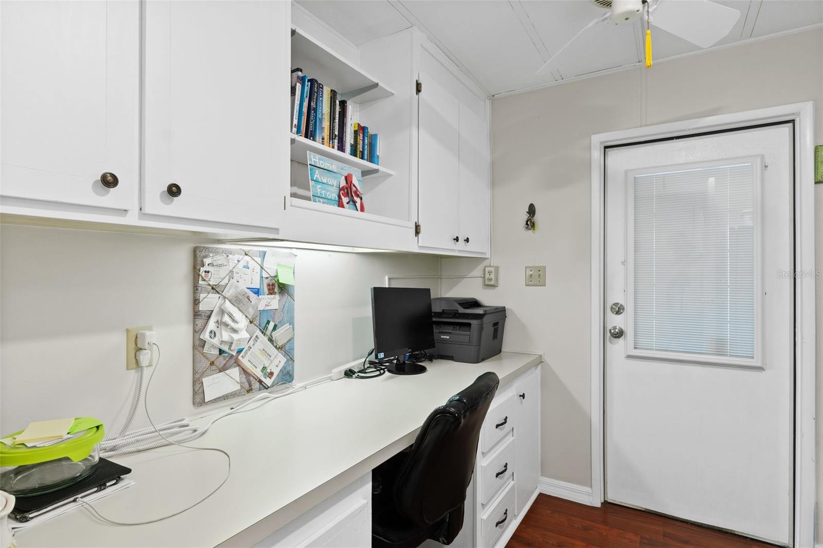 Image 27 of 84 For 229 Martinique Road