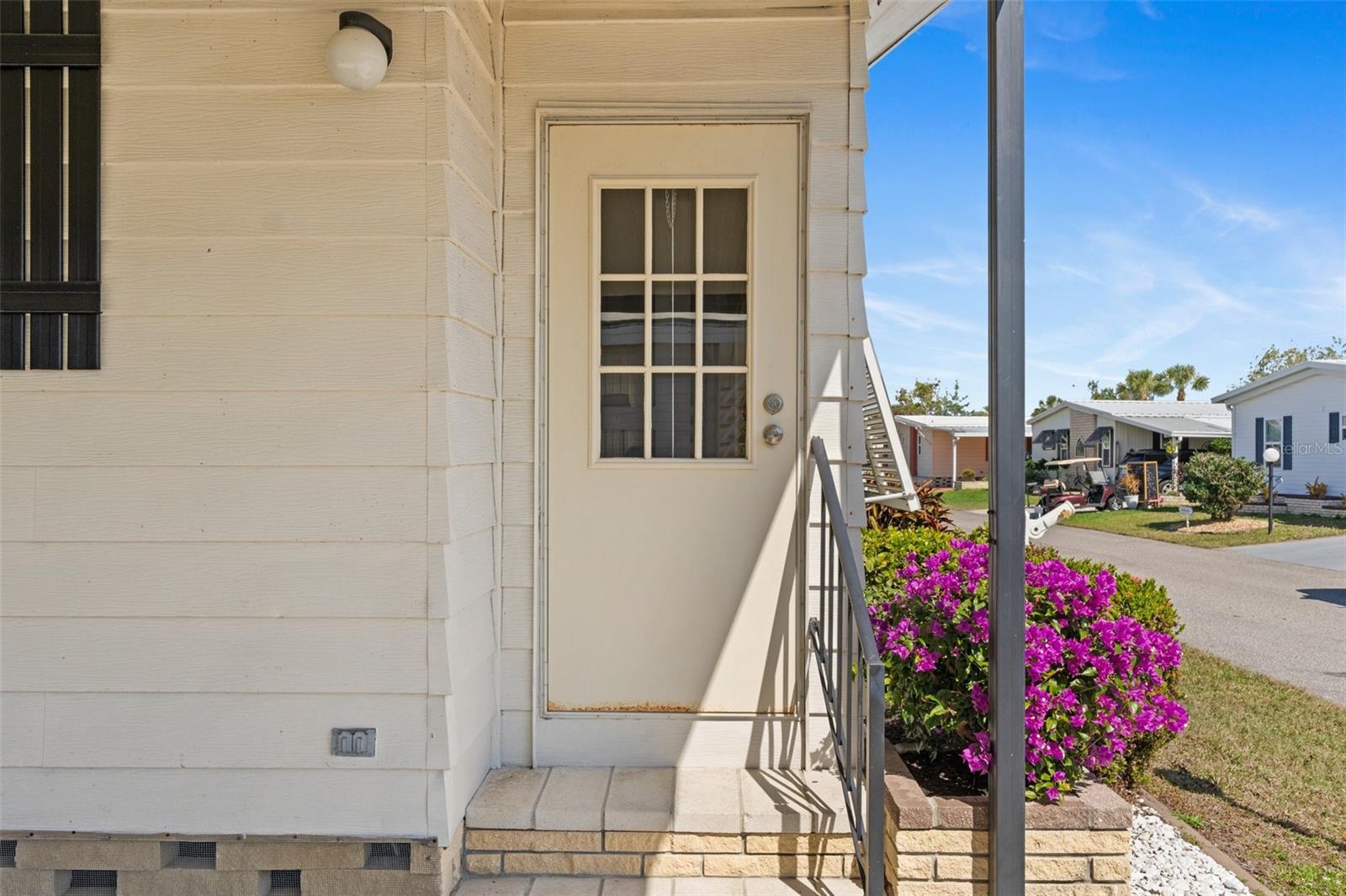 Image 39 of 84 For 229 Martinique Road