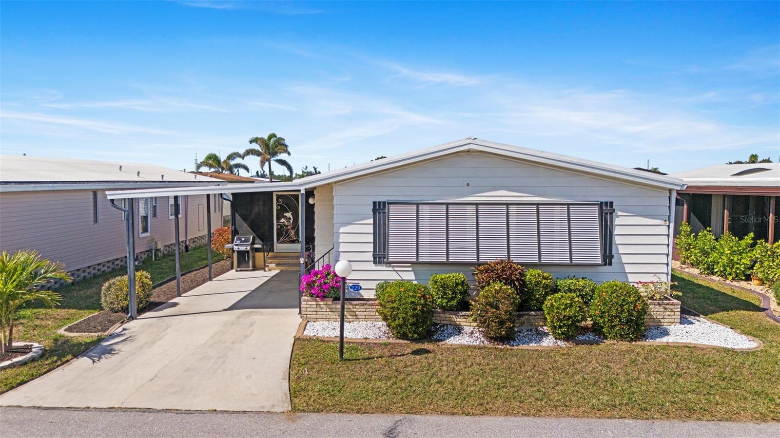 Image 43 of 84 For 229 Martinique Road