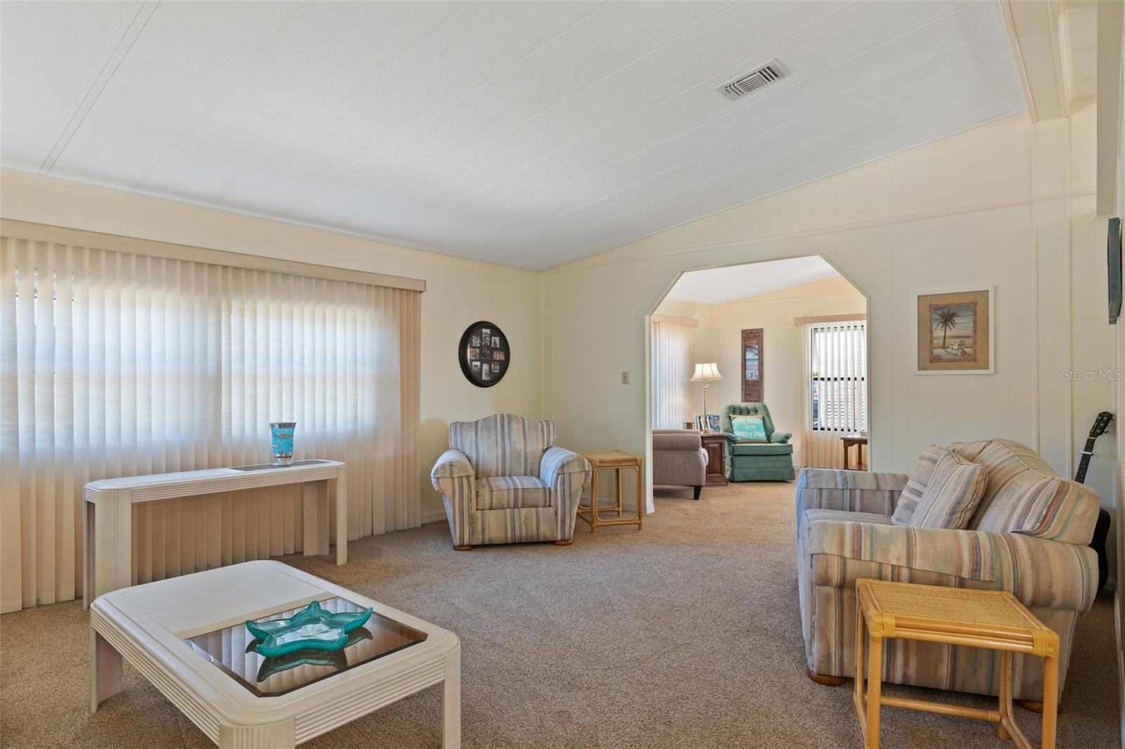 Image 9 of 84 For 229 Martinique Road