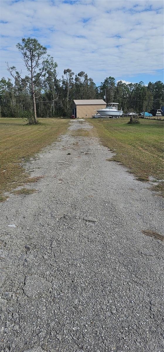 Image 15 of 17 For 7042 Acorn Boulevard