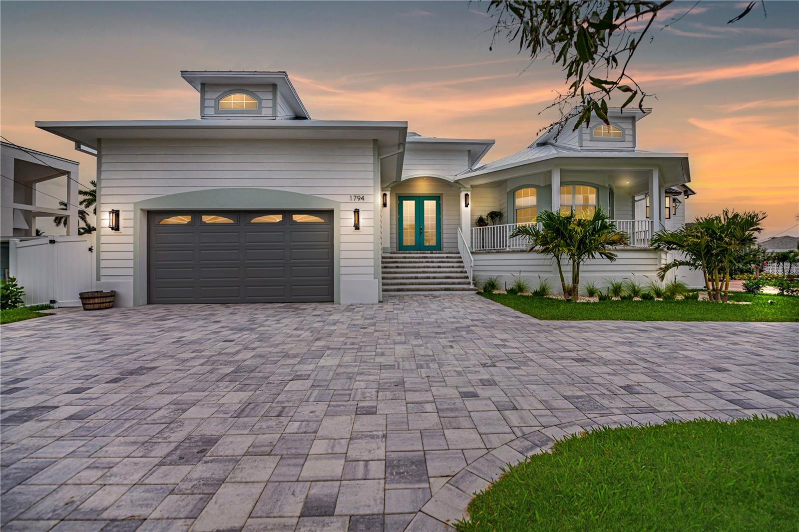 Details for 1794 Holiday Lane, NAPLES, FL 34104