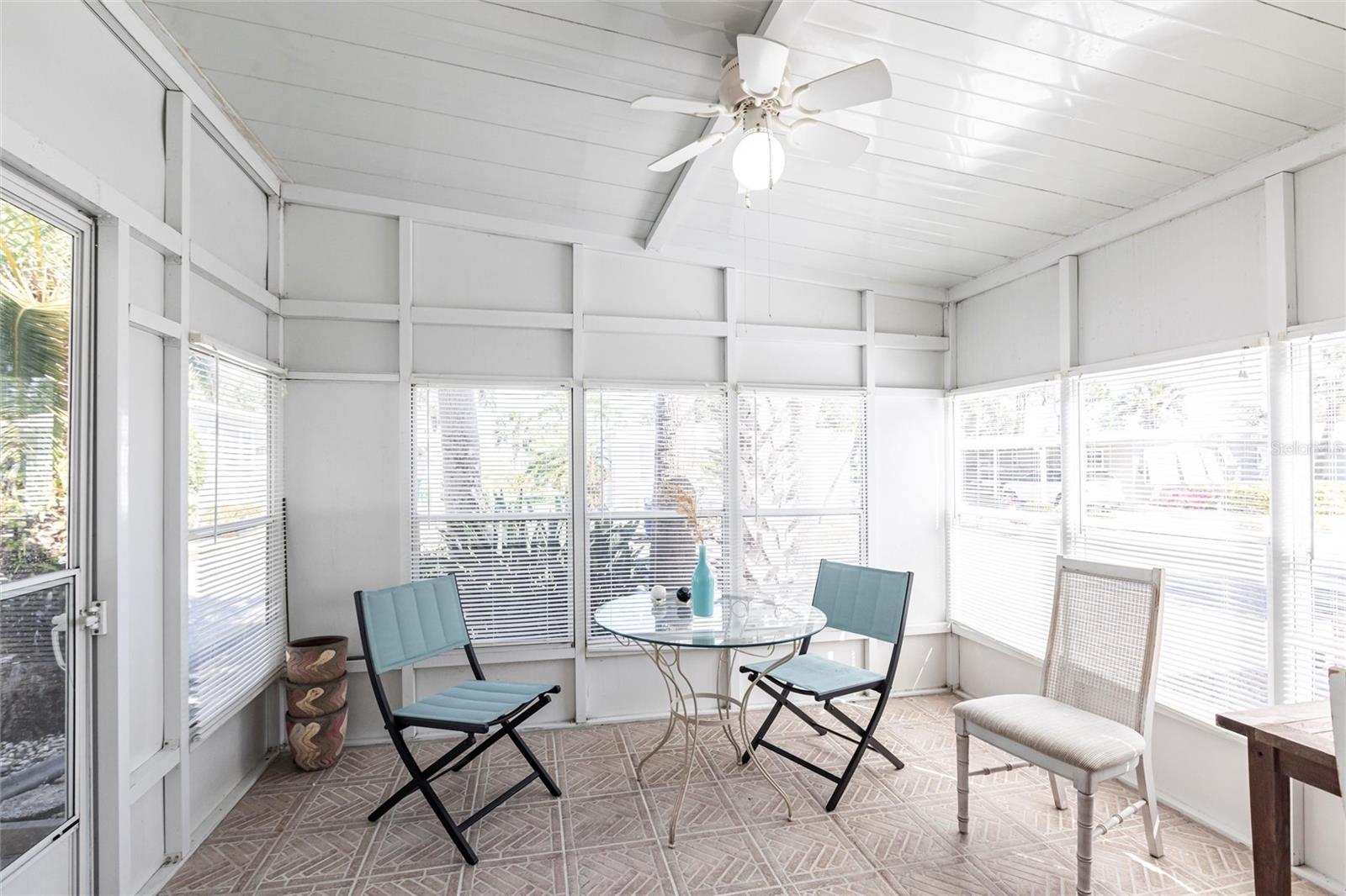 Image 10 of 51 For 2100 Kings Highway 761