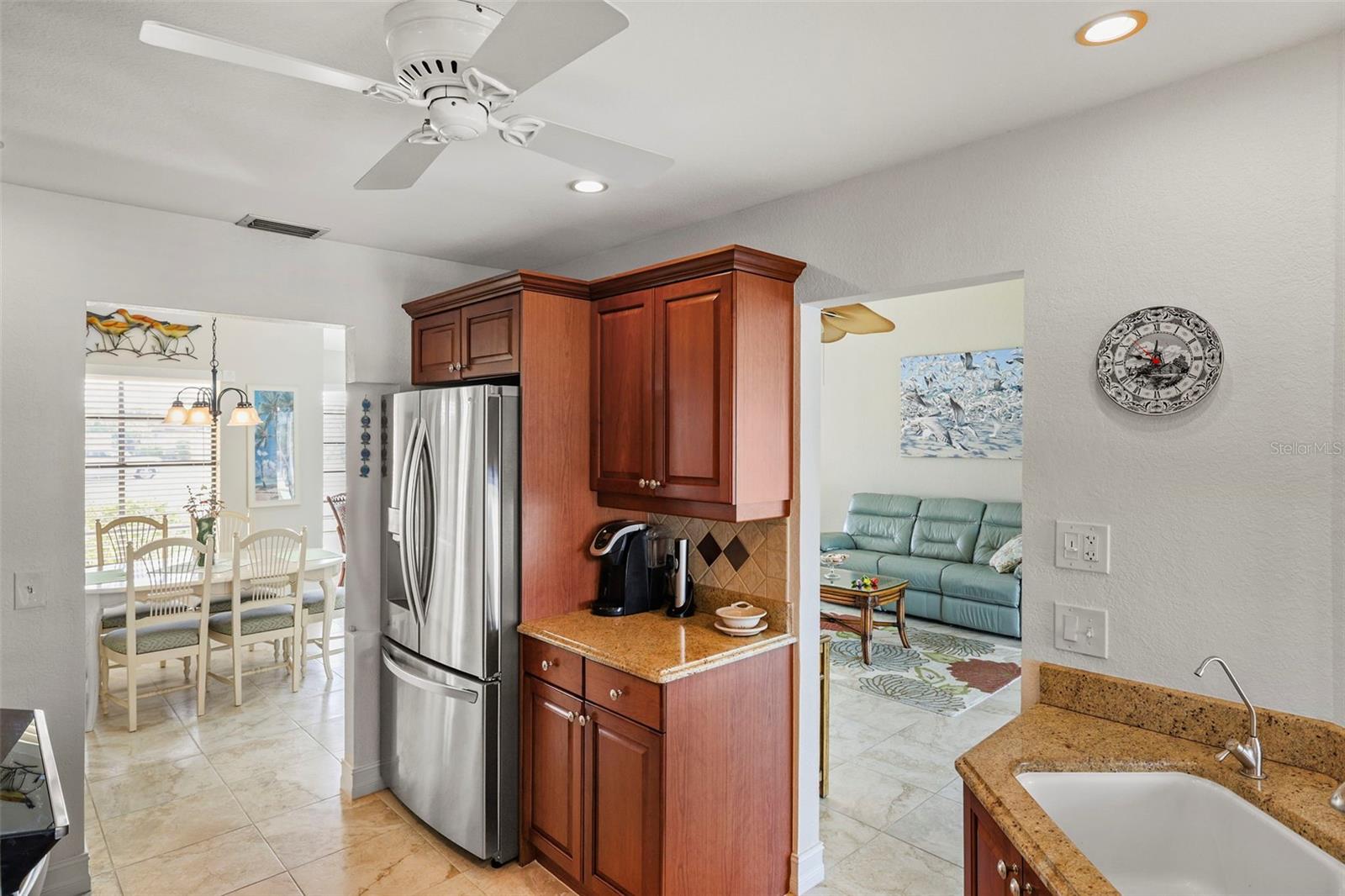 Image 19 of 46 For 611 Bal Harbor Boulevard