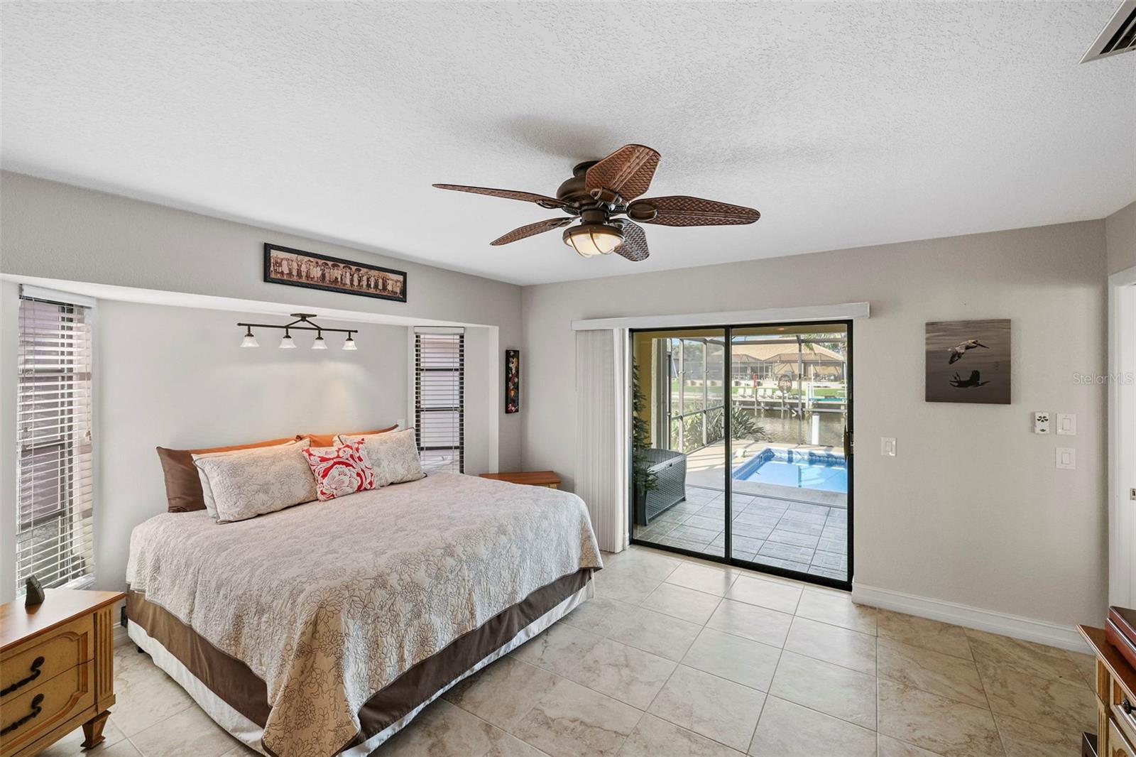 Image 21 of 46 For 611 Bal Harbor Boulevard