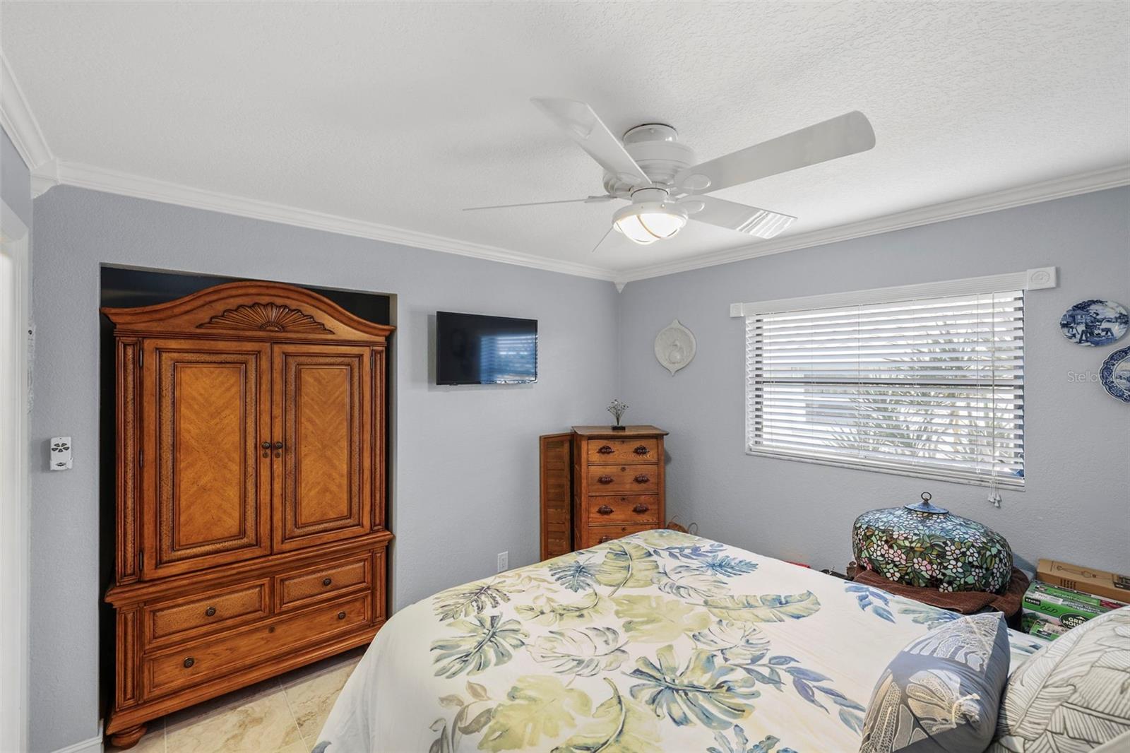 Image 32 of 46 For 611 Bal Harbor Boulevard