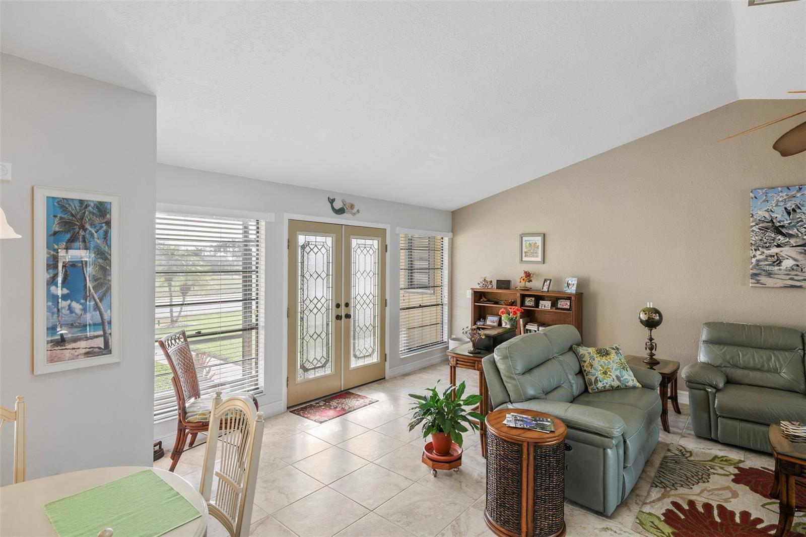 Image 34 of 46 For 611 Bal Harbor Boulevard