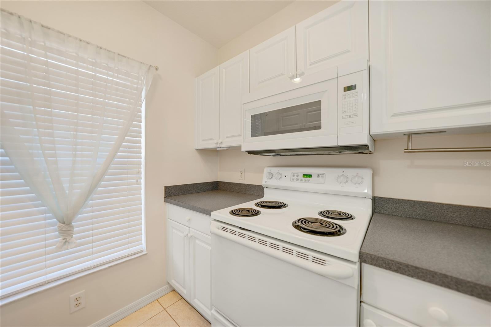 Image 10 of 46 For 2061 Willow Hammock Circle 105