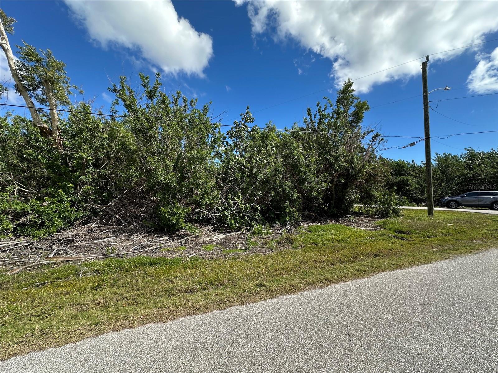 Image 3 of 11 For 4315 Garden Road