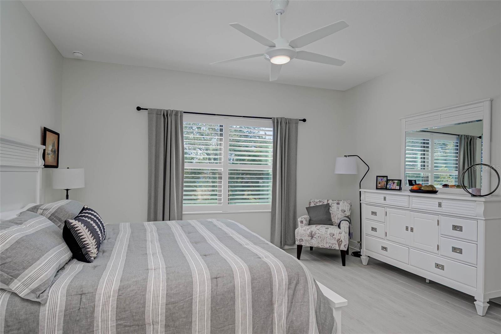 Image 12 of 20 For 27500 Janzen Court