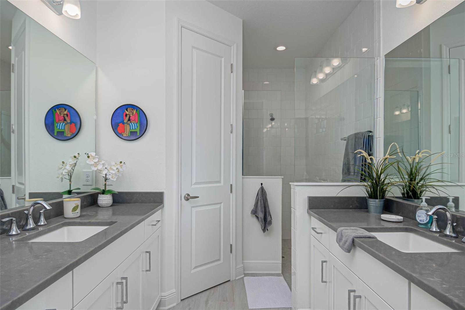 Image 13 of 20 For 27500 Janzen Court