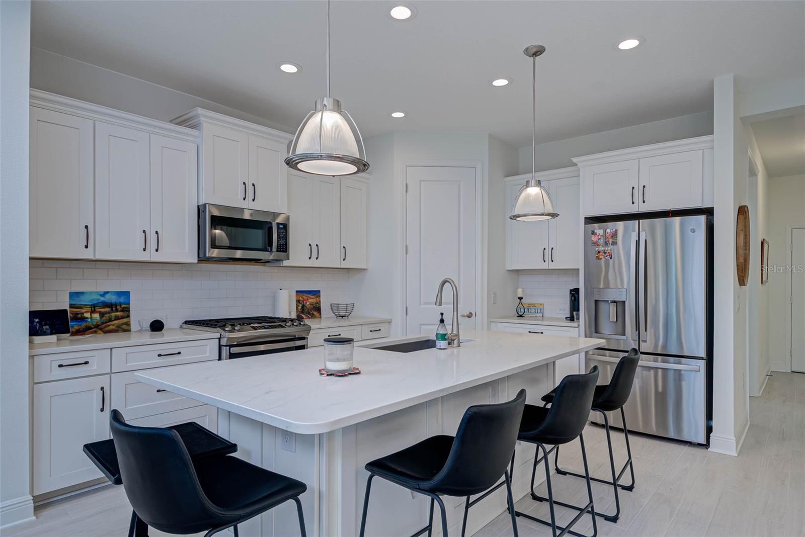 Image 7 of 20 For 27500 Janzen Court
