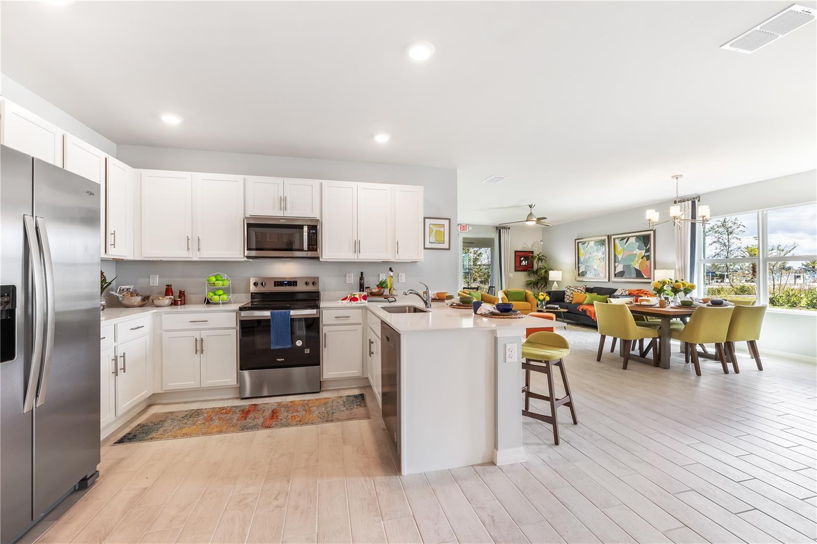 Image 4 of 14 For 9459 Sunbeam Circle
