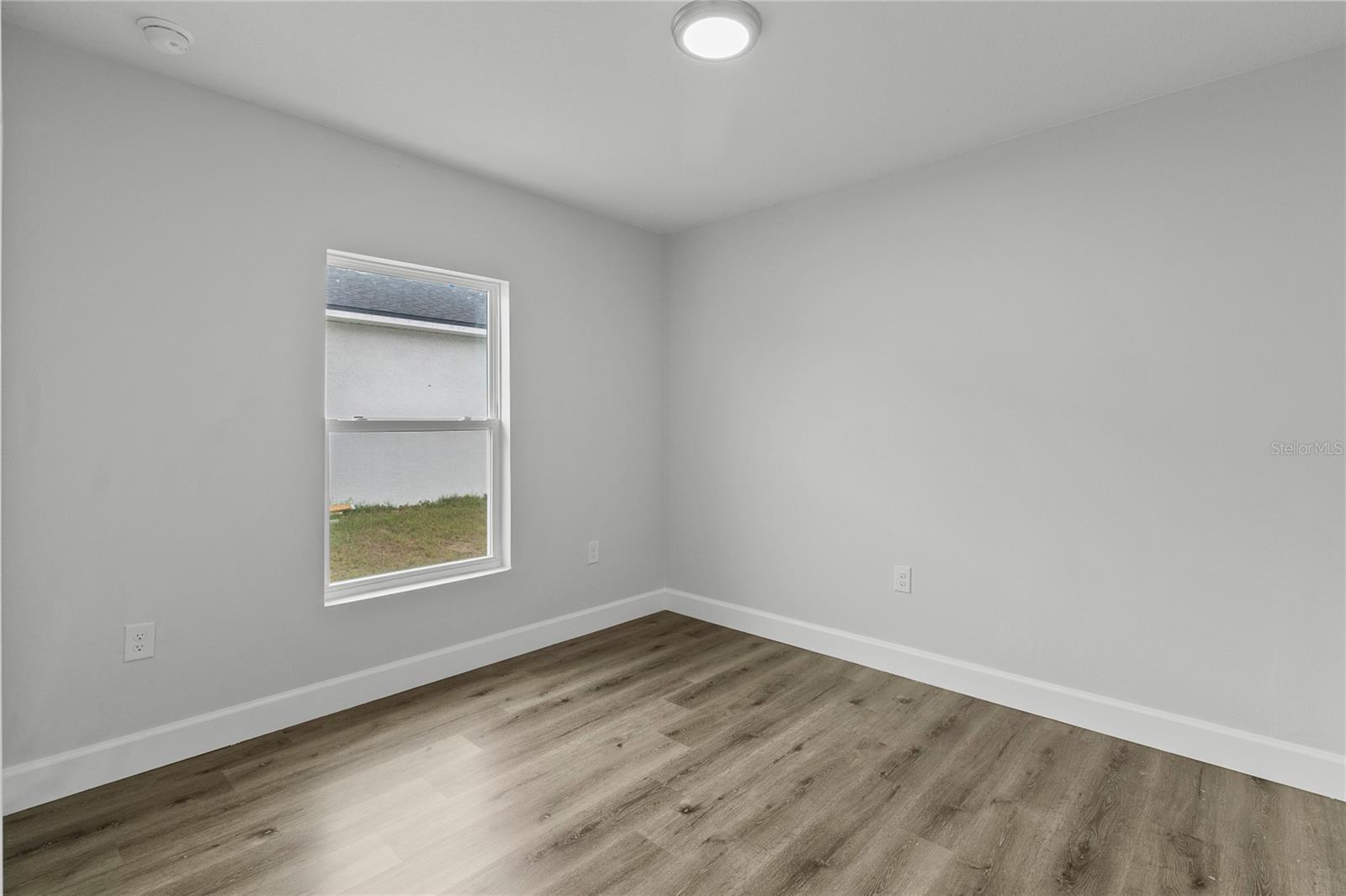 Image 27 of 46 For 8471 Agate Street 8473