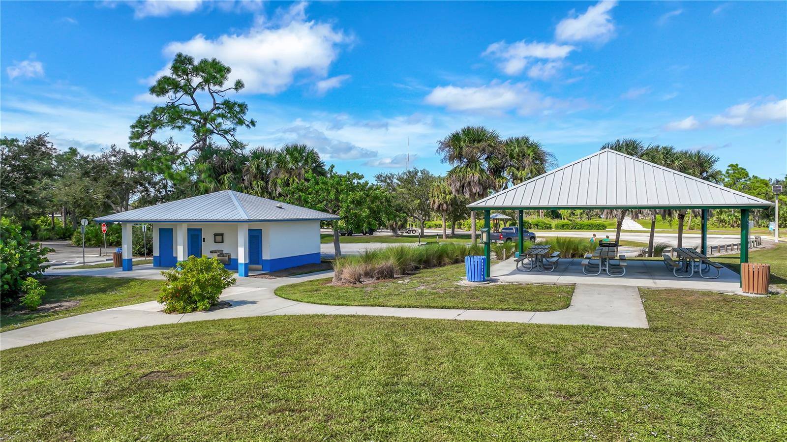 Image 38 of 46 For 8471 Agate Street 8473