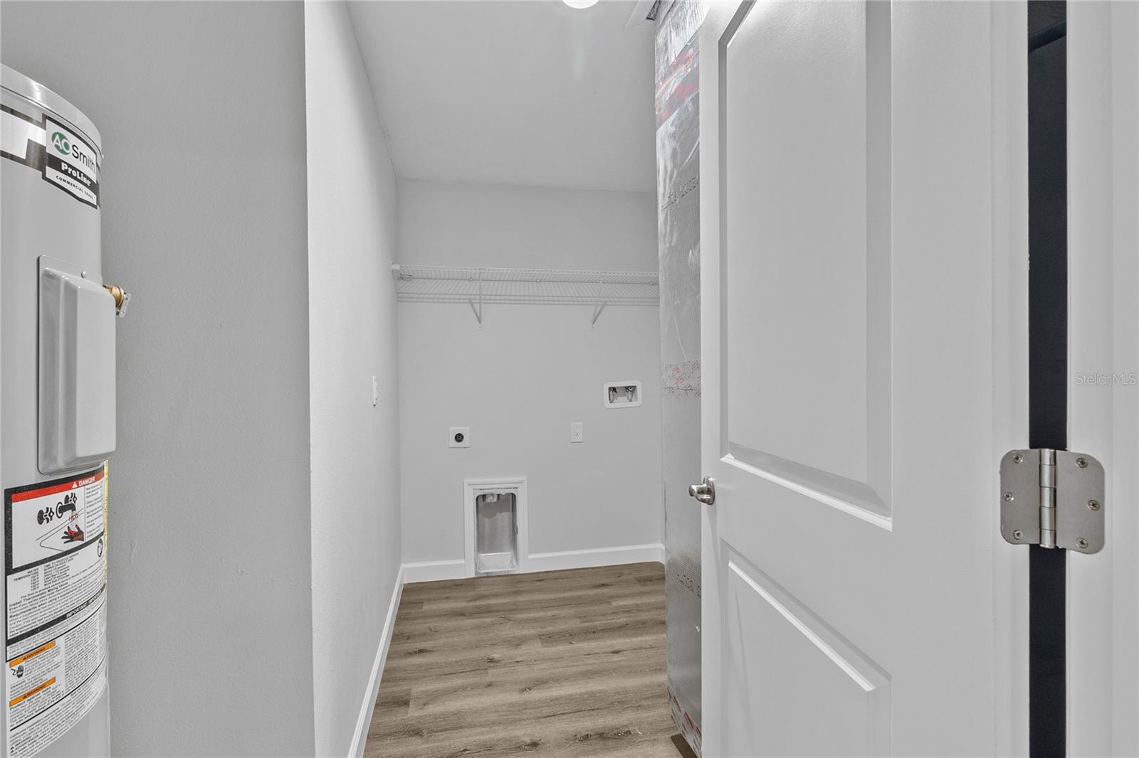 Image 9 of 46 For 8471 Agate Street 8473