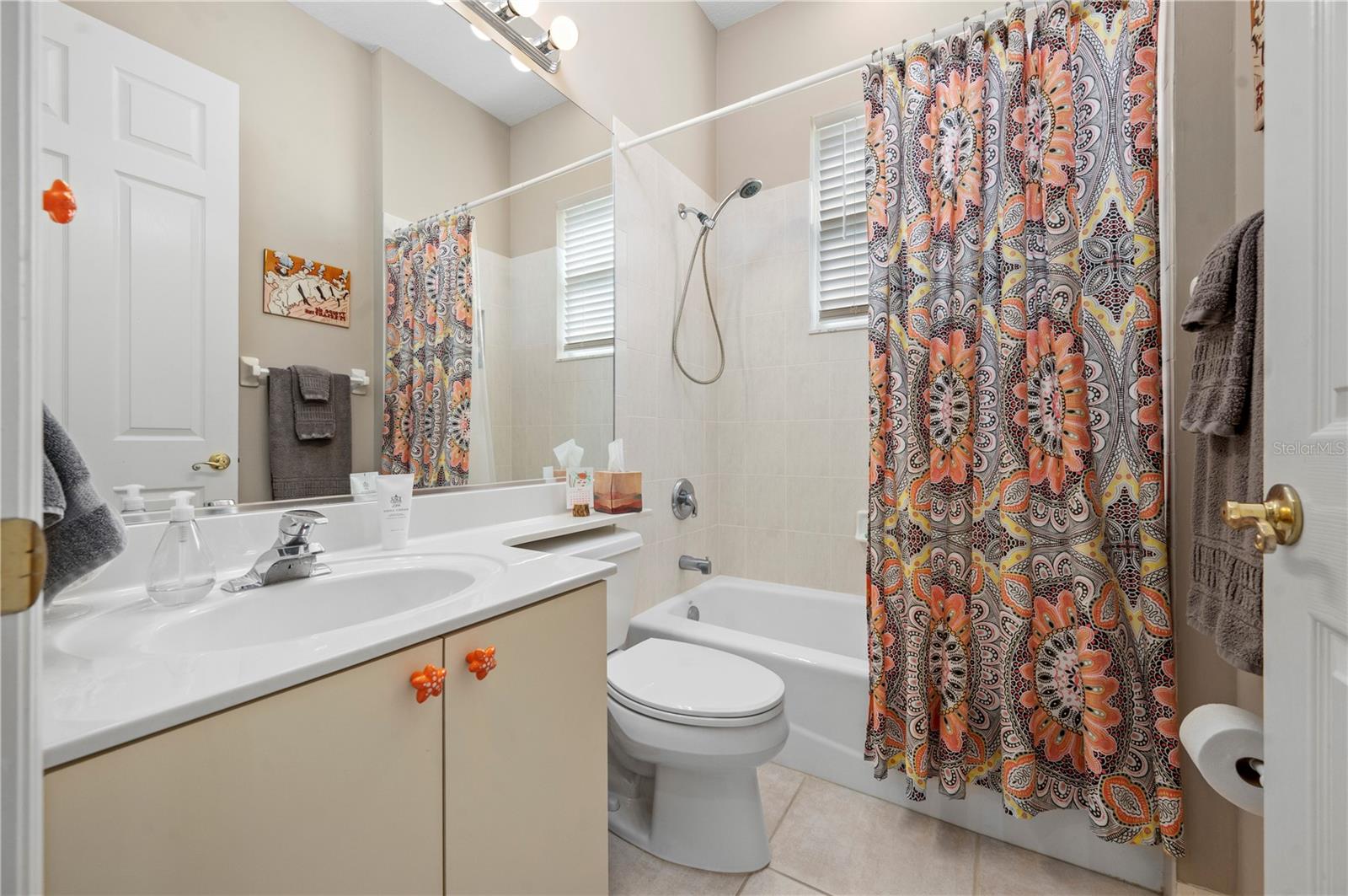 Image 38 of 81 For 5017 Hanging Moss Lane