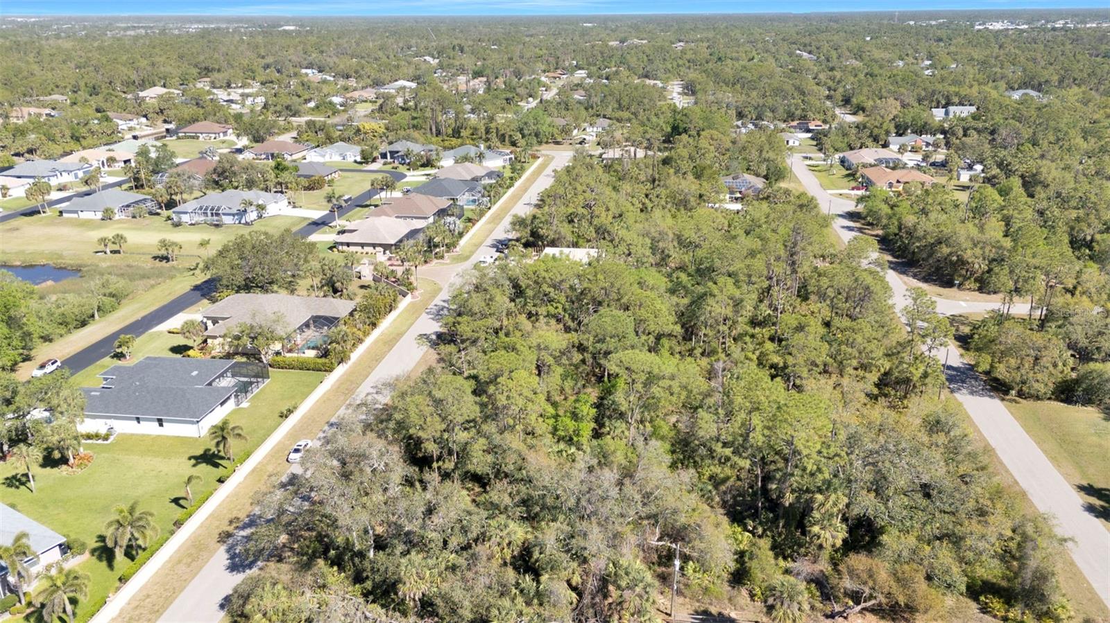 Image 8 of 21 For 2456 Hiawatha Street